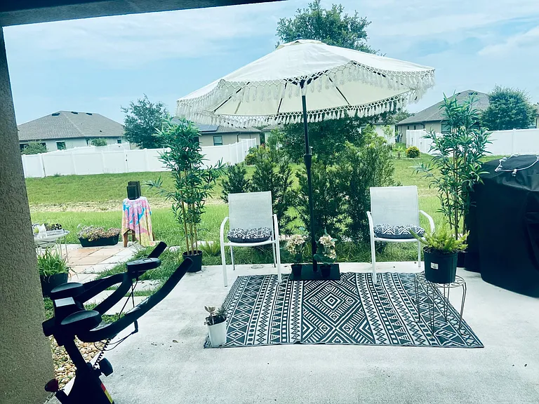 890 Woodlark Dr — Photo 8