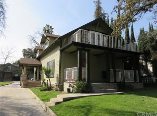 1645 N Lake Ave, Pasadena, CA 91104