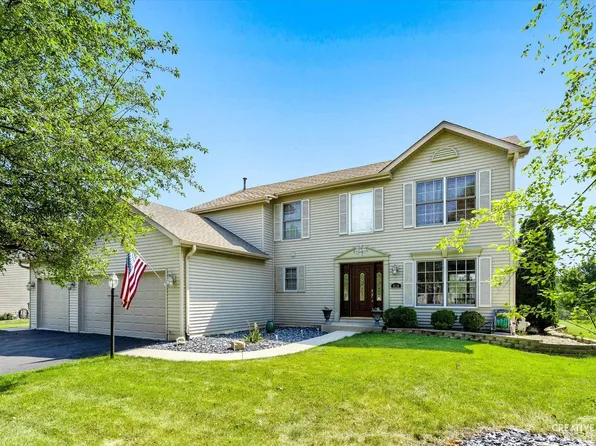 410 Savoy Dr, Shorewood, IL 60404
