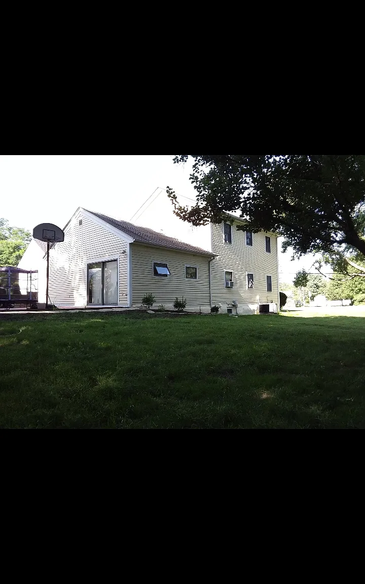 2 bed, 1000 sqft, $2,000 — Photo 2