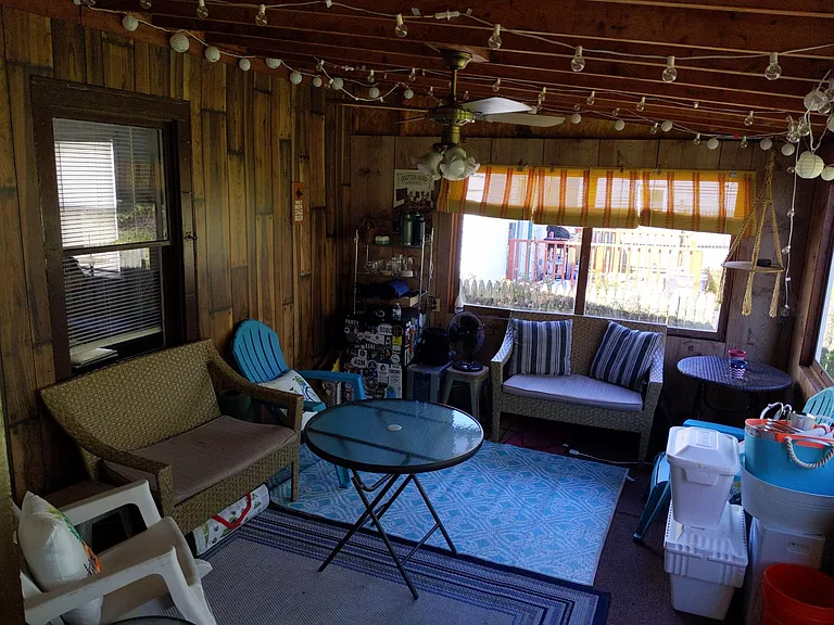 Relaxation space! Great to watch the Buffalo Bills games here.