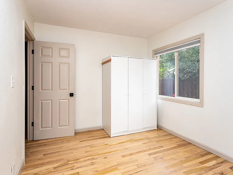 1005 Norwood Ave — Photo 18