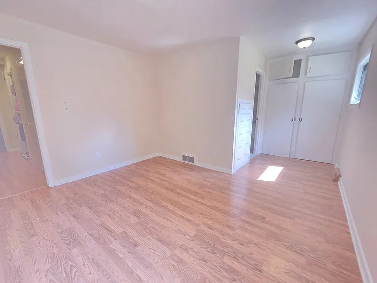 331 Campfield Ave — Photo 9