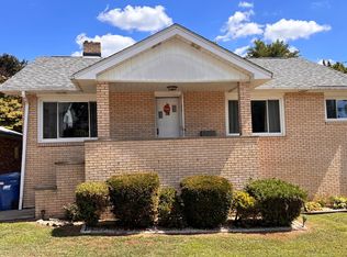 277 Francis Ave, Windsor Heights, WV 26075