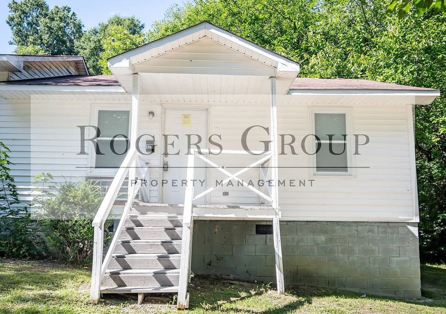 #450 - 923-925 Arch St Duplex — Photo 1