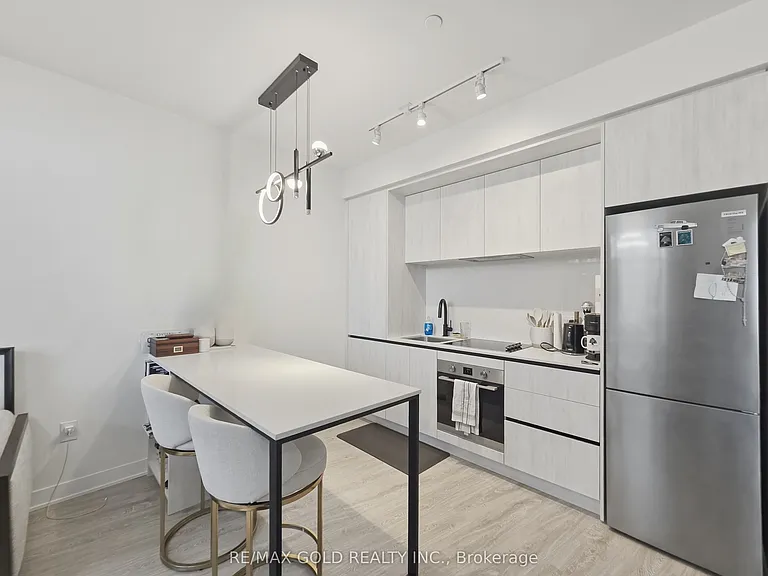 2495 Eglinton Ave W #208 — Photo 15