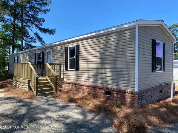 23 W Oscar Drive, White Lake, NC 28337