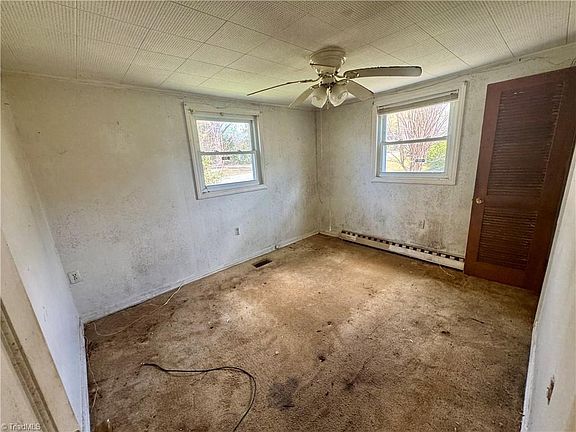 5th image of 6111 Appletree Ct