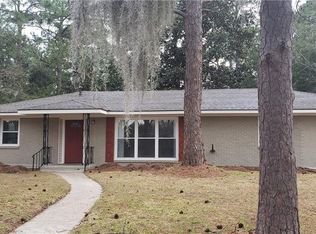23 Delta Cir, Savannah, GA 31406