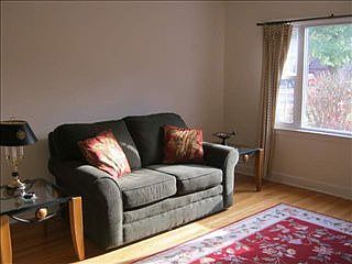 3rd image of 33 Witbeck Dr