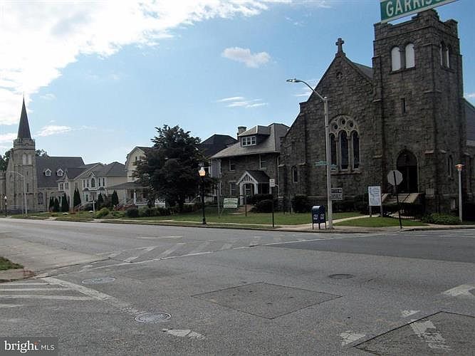 2nd image of 2701 Garrison Blvd