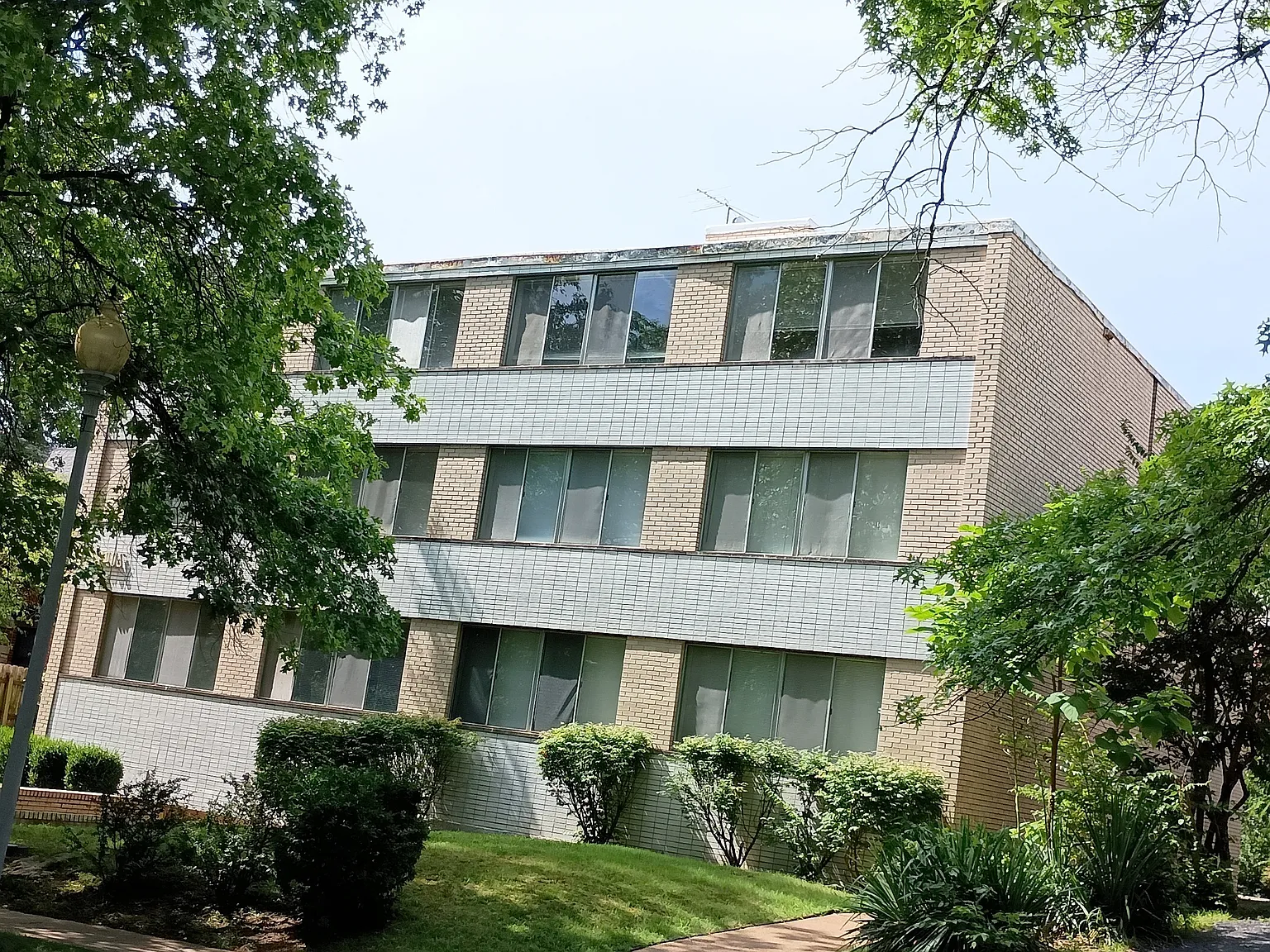 2 bed, $1,450 — Photo 1