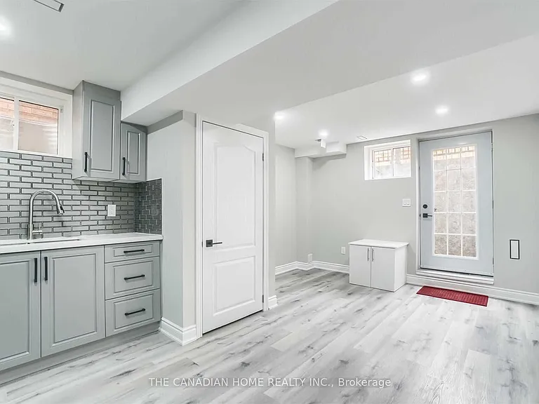 36 Enford Cres #BSMNT — Photo 9