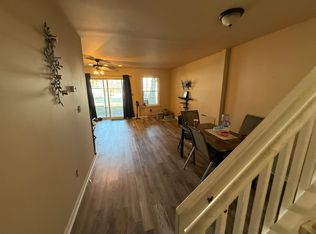 20 Oyster Bay Rd APT F, Absecon, NJ 08201