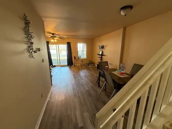 20 Oyster Bay Rd APT F, Absecon, NJ 08201