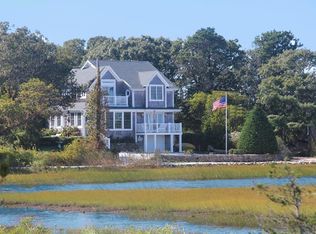 2 Alcobia Dr, Fairhaven, MA 02719