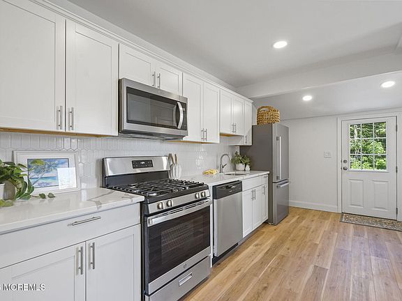 2nd image of 310 East Road