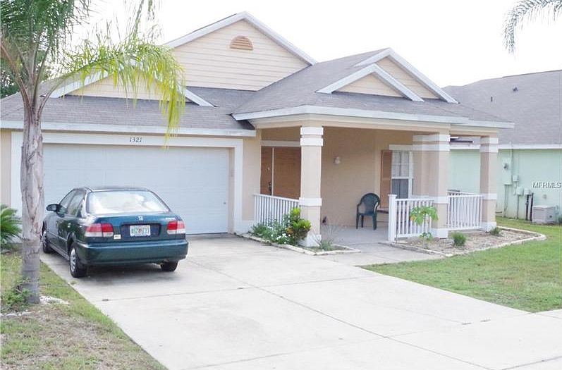 2nd image of 1321 Longville Cir