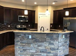 1844 N Porter Ln, Thatcher, AZ 85552