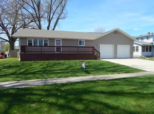 100 S 6th St, Battle Creek, NE 68715
