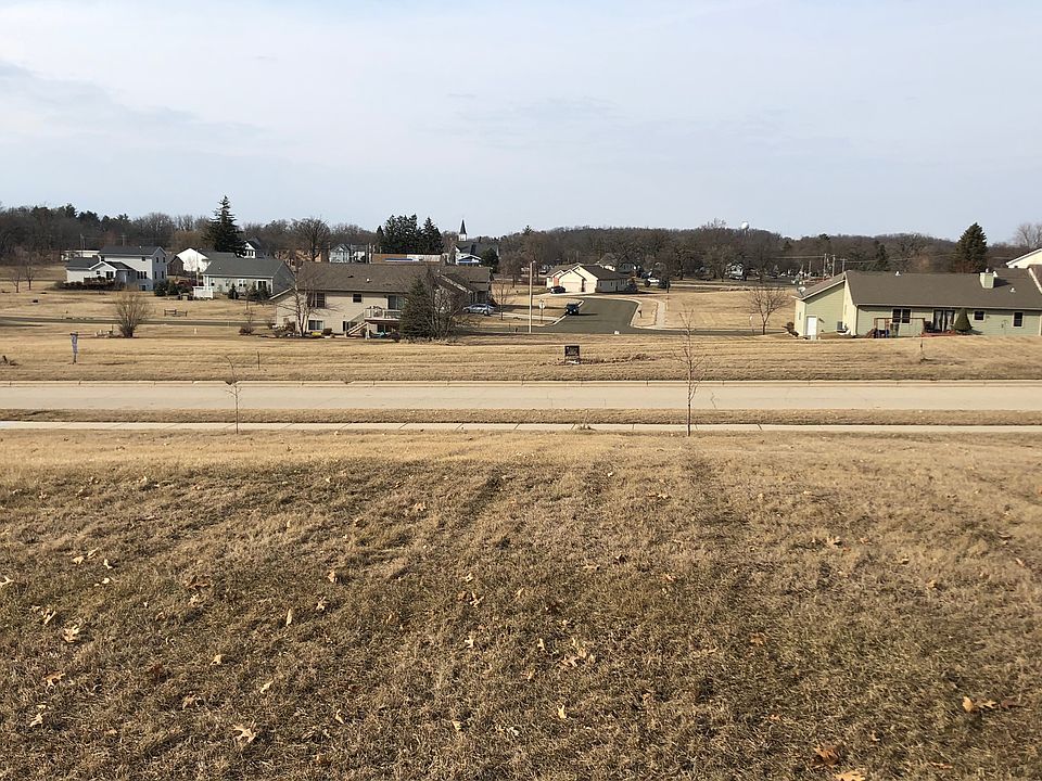 2nd image of 426 Ridgeway Dr