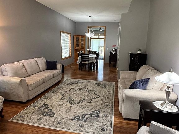 3rd image of 10755 Tamarack Cir NW