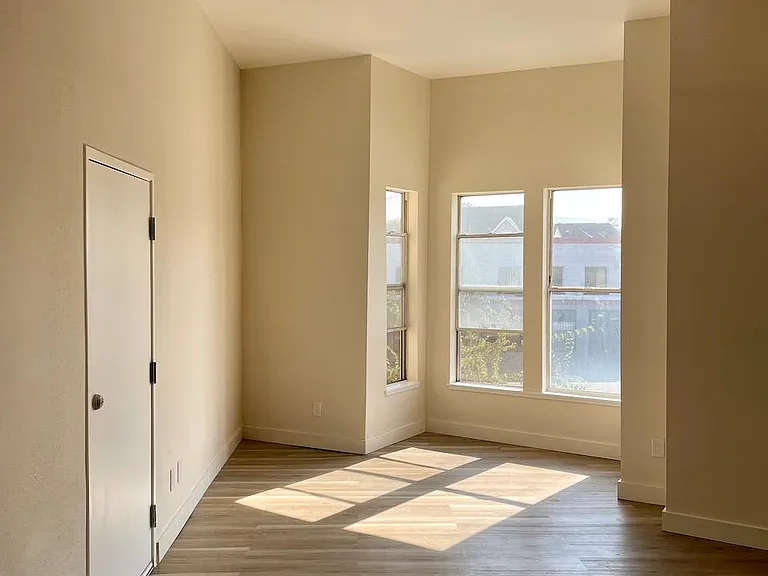 2401 San Pablo Ave #B — Photo 11