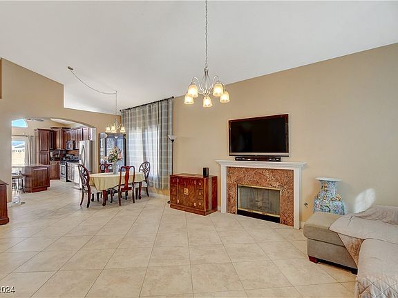 4th image of 8104 Bay Springs Dr