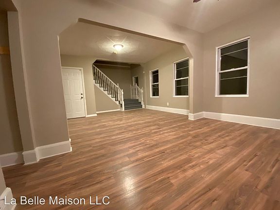 2nd image of 13 Monmouth St #2