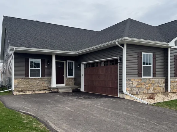 632 Anjali Ct #L, Sycamore, IL 60178