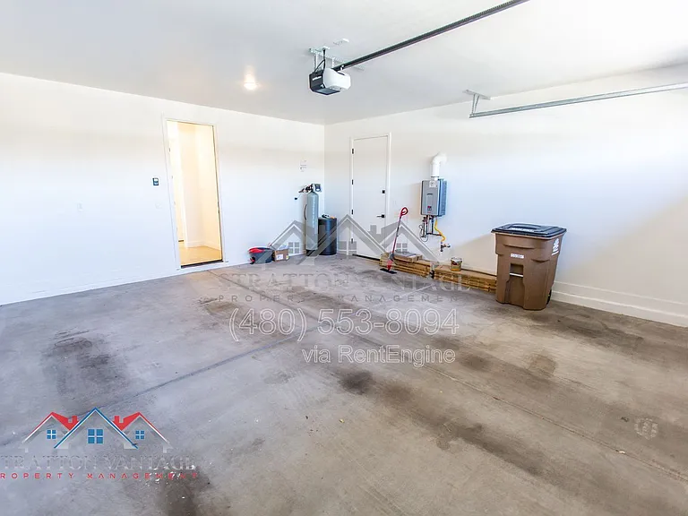 15075 W McKinley St — Photo 31