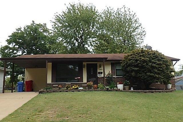 1st image of 1460 Angelus Dr
