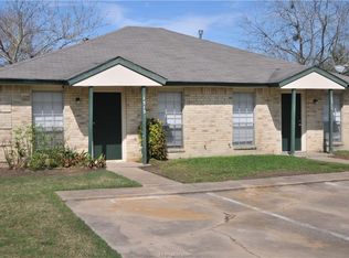 1503 Hawk Tree Dr, College Station, TX 77845