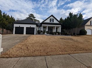 408 Edgebrooke Ln, Woodstock, GA 30188