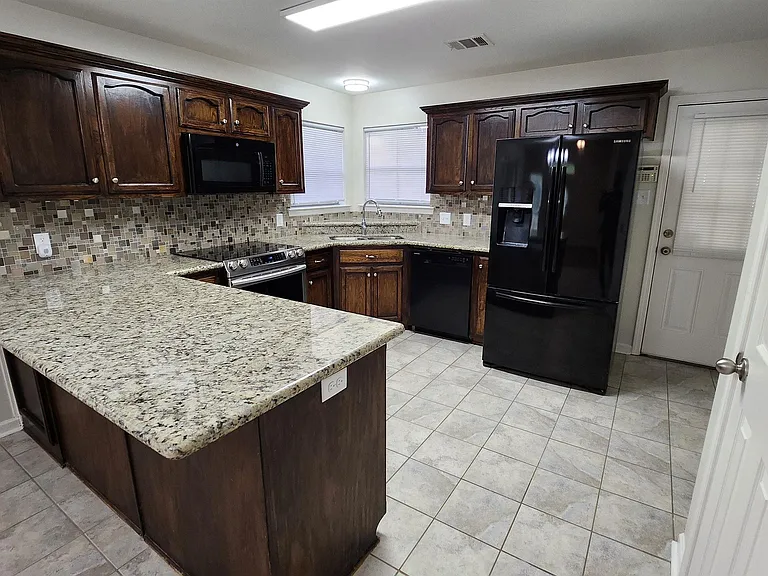 14623 Ocallaghan Ln — Photo 34