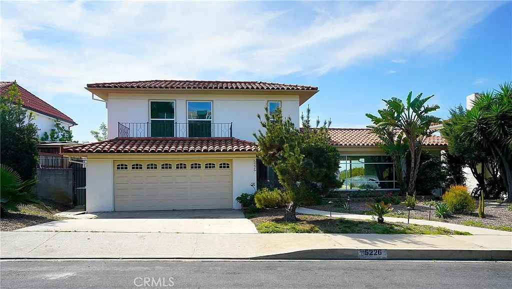 4 bed, 3153 sqft, $13,500 — Photo 1