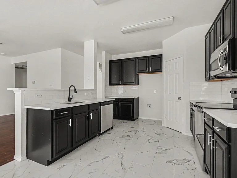1578 Mahogany Dr — Photo 10