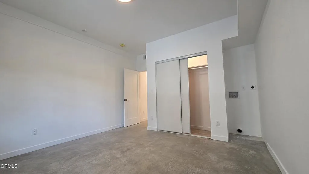2 bed, 2.0 bath, 790 sqft, $2,995 — Photo 3