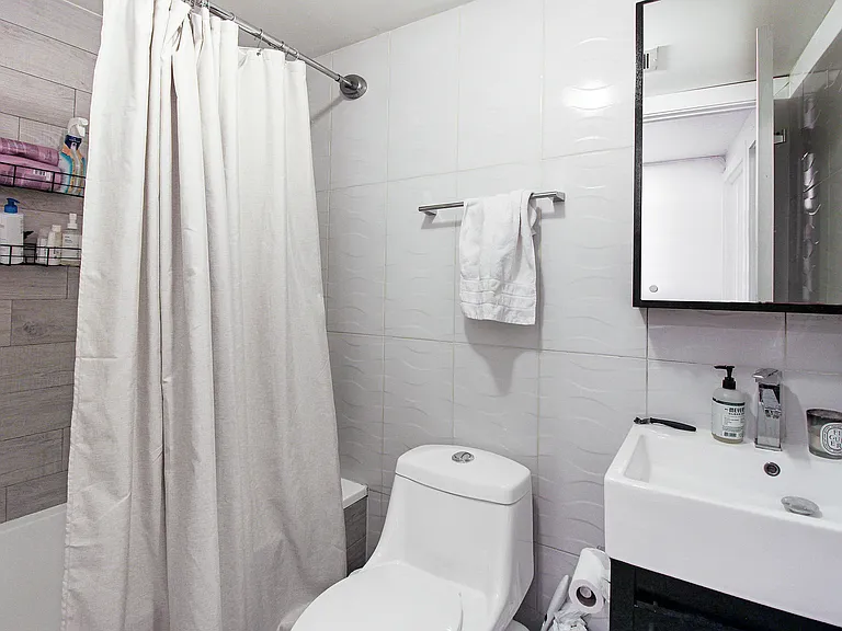 891 Lafayette Ave #1 — Photo 7