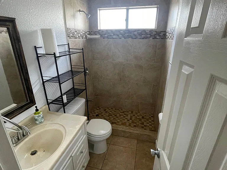 Bonita Dr — Photo 10