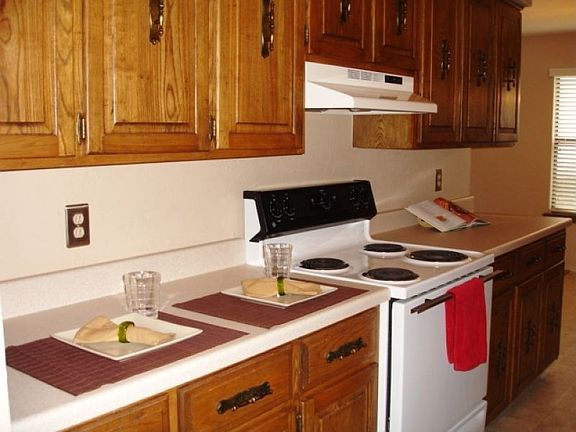 2nd image of 3624 N Whippoorwill Ct