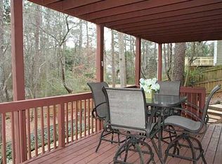 4892 Sturbridge Cres NE, Roswell, GA 30075