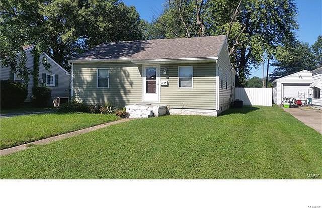 1st image of 2649 Center St