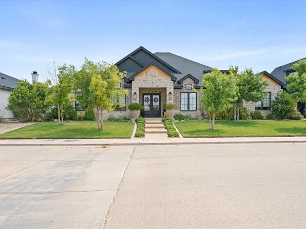 611 N 12th St, Wolfforth, TX 79382
