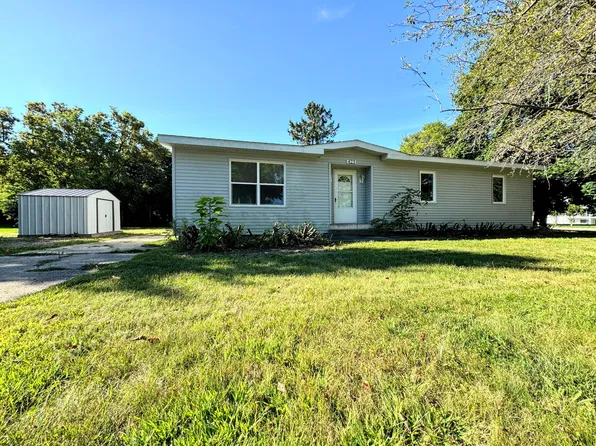 423 Fuller Ave, Big Rapids, MI 49307
