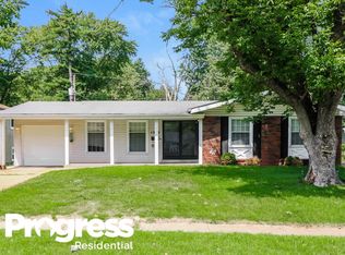 1325 Bluefield Dr, Florissant, MO 63033