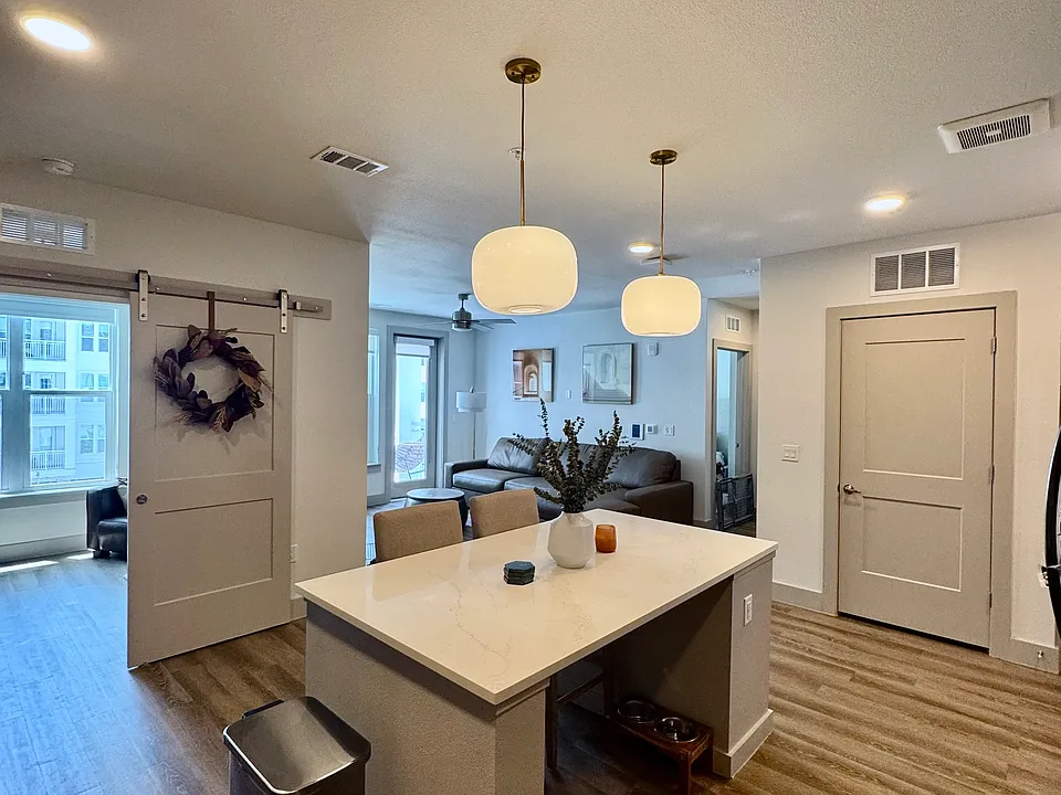 5438 W Tyson Ave #3325