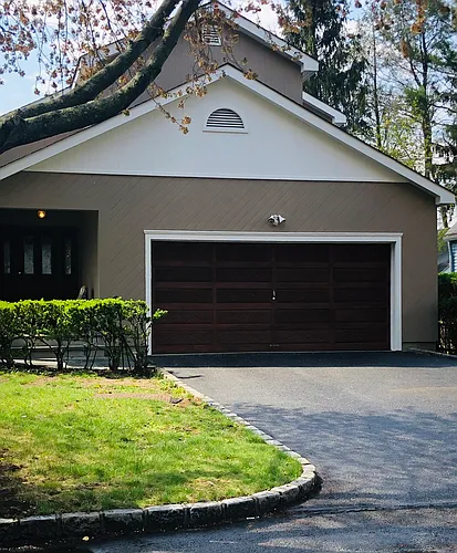 9 Linden Pl Photo 1