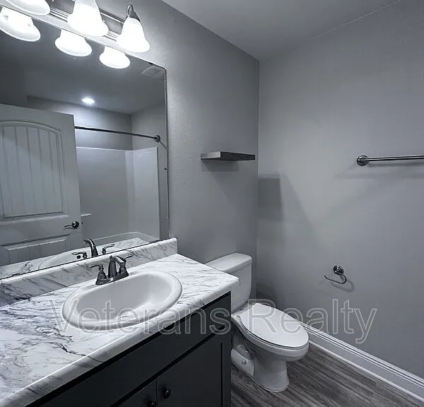 14073 Fox Hill Dr — Photo 14
