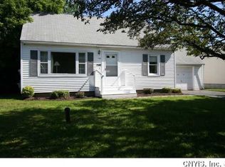 133 E Dauenhauer St, East Syracuse, NY 13057